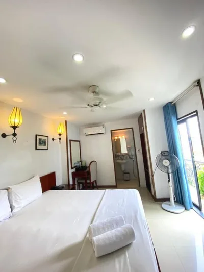 Deluxe Room — Ancient Lane Hotel